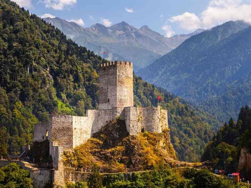 İZMİR ÇIKIŞLI OTOBÜSLÜ KARADENİZ TURU (BATUM TURU DAHİL)