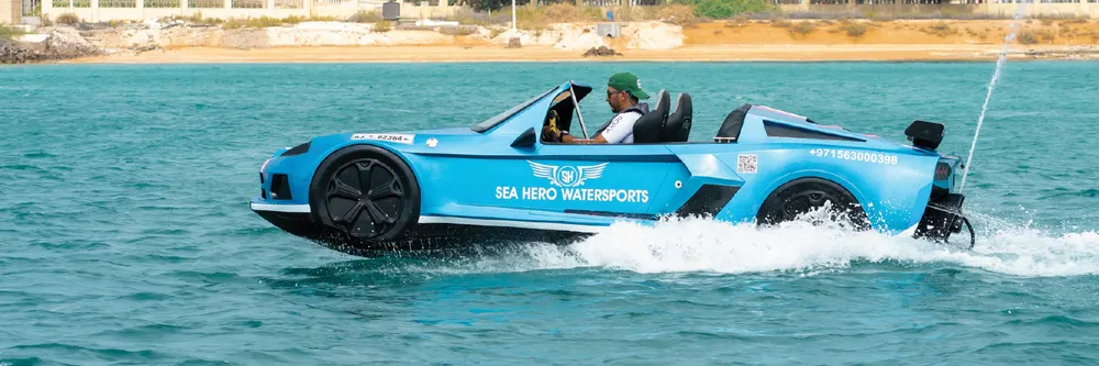 Jet Car: Denizin üstünde hız