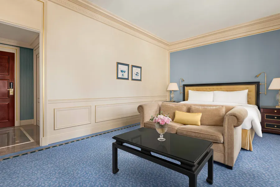 Shangri-La Paris